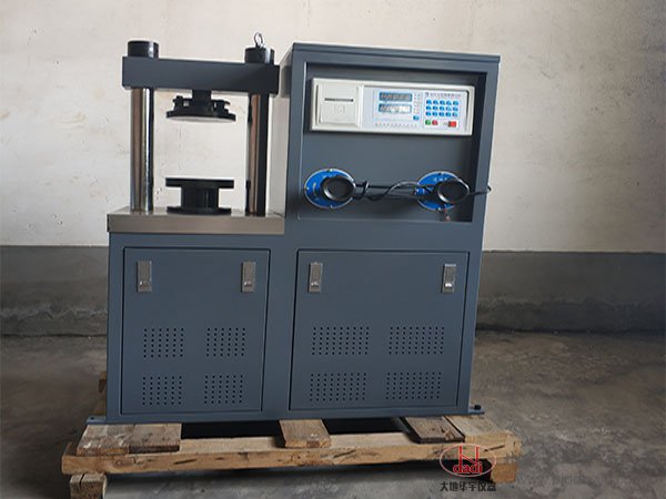 300KN電液式混凝土壓力試驗機(jī)